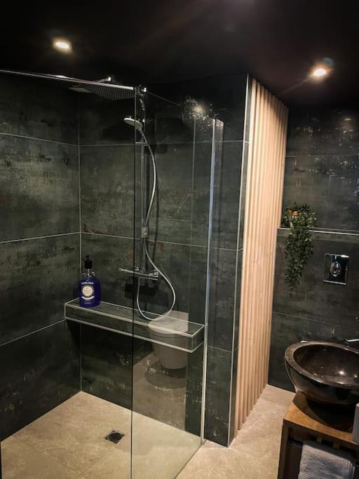 Suite Luxueuse Jacuzzi Suite Amantis By Noma Saint-Chamond Exterior photo