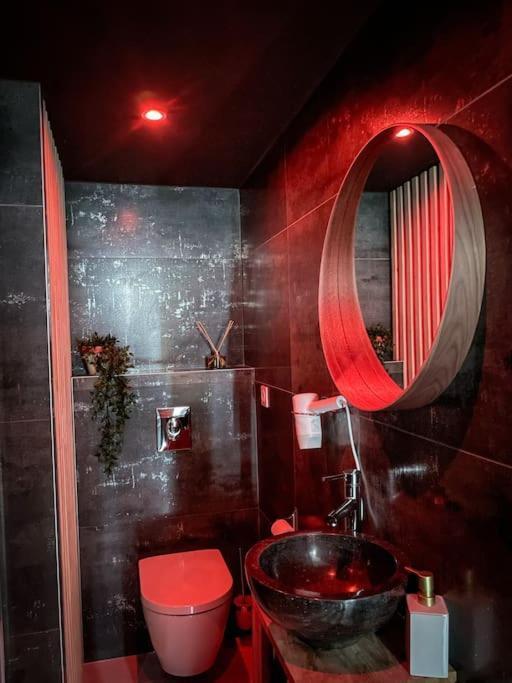 Suite Luxueuse Jacuzzi Suite Amantis By Noma Saint-Chamond Exterior photo